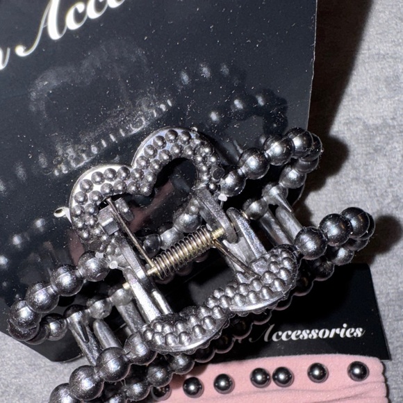 Black Metallic Pearl Hair Claw and Pink Hair Ties Set NWT - Picture 7 of 10